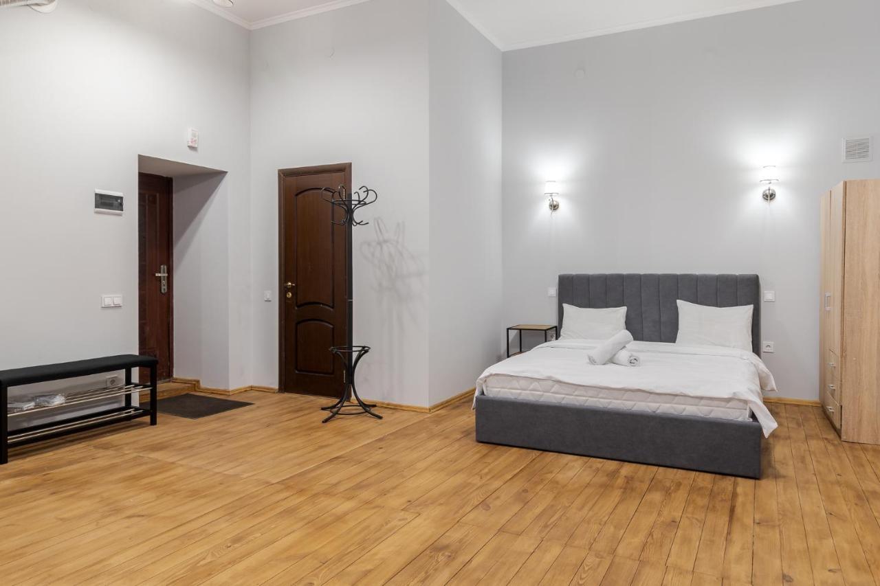 Apartment On Stavropihiiska Street 3 إلفيف المظهر الخارجي الصورة