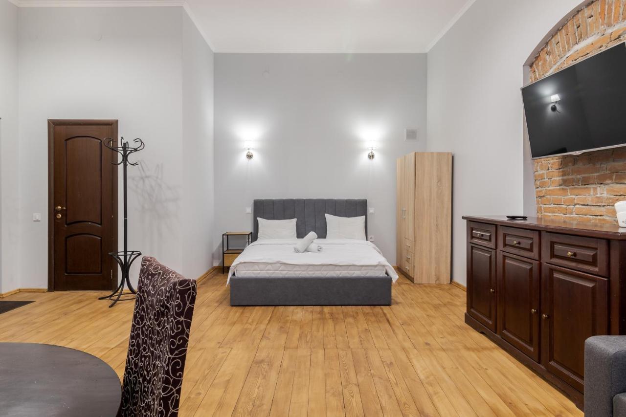Apartment On Stavropihiiska Street 3 إلفيف المظهر الخارجي الصورة
