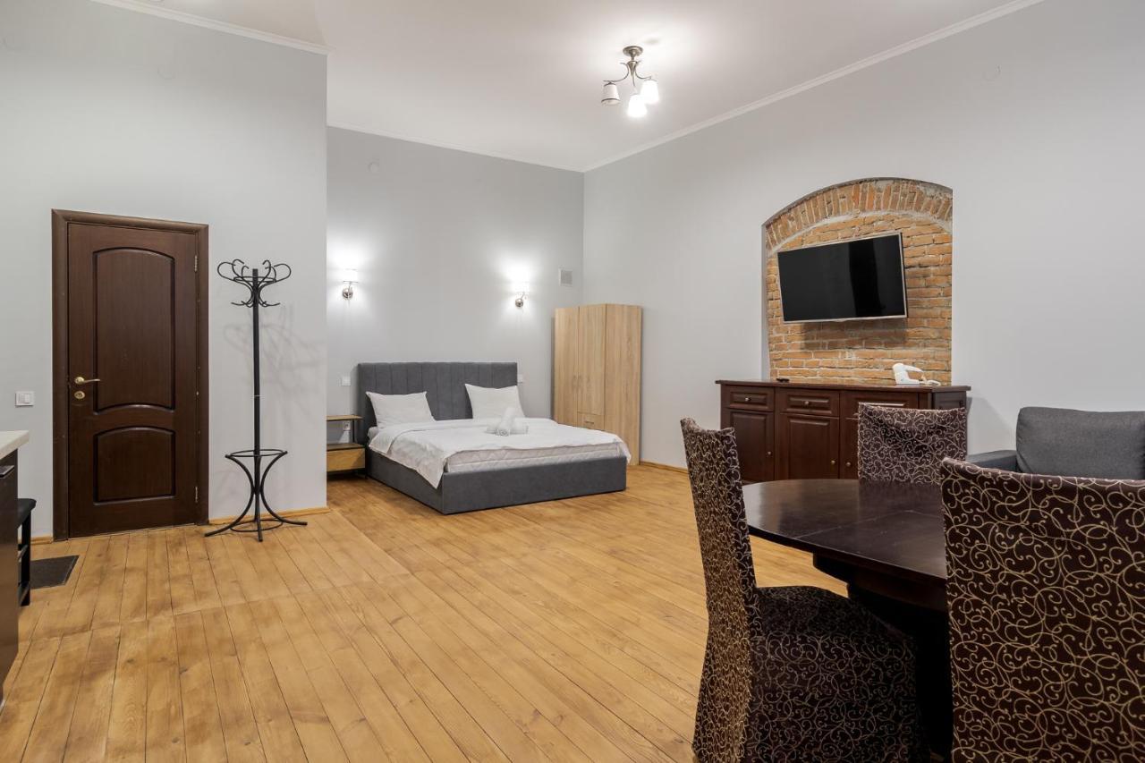 Apartment On Stavropihiiska Street 3 إلفيف المظهر الخارجي الصورة