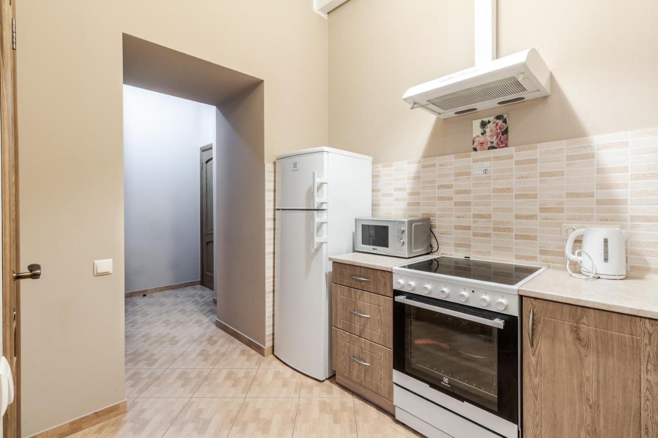 Apartment On Stavropihiiska Street 3 إلفيف المظهر الخارجي الصورة