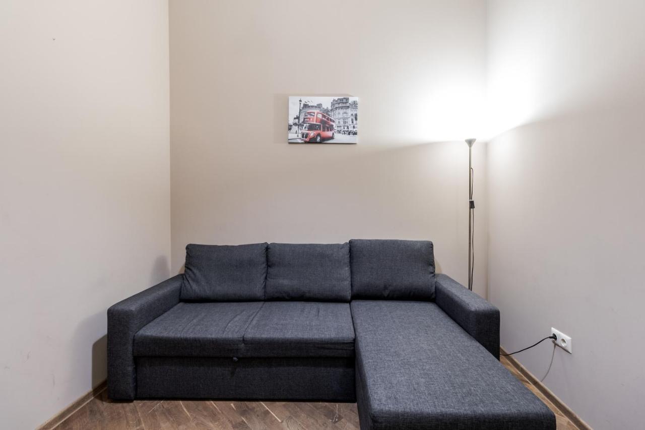 Apartment On Stavropihiiska Street 3 إلفيف المظهر الخارجي الصورة