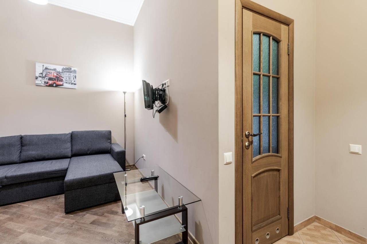Apartment On Stavropihiiska Street 3 إلفيف المظهر الخارجي الصورة