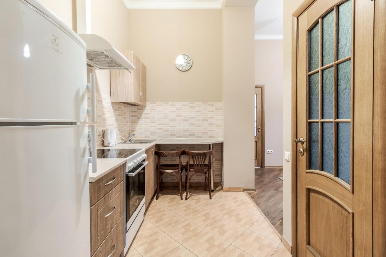 Apartment On Stavropihiiska Street 3 إلفيف المظهر الخارجي الصورة