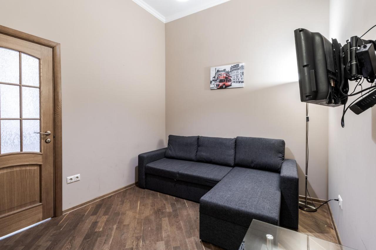 Apartment On Stavropihiiska Street 3 إلفيف المظهر الخارجي الصورة