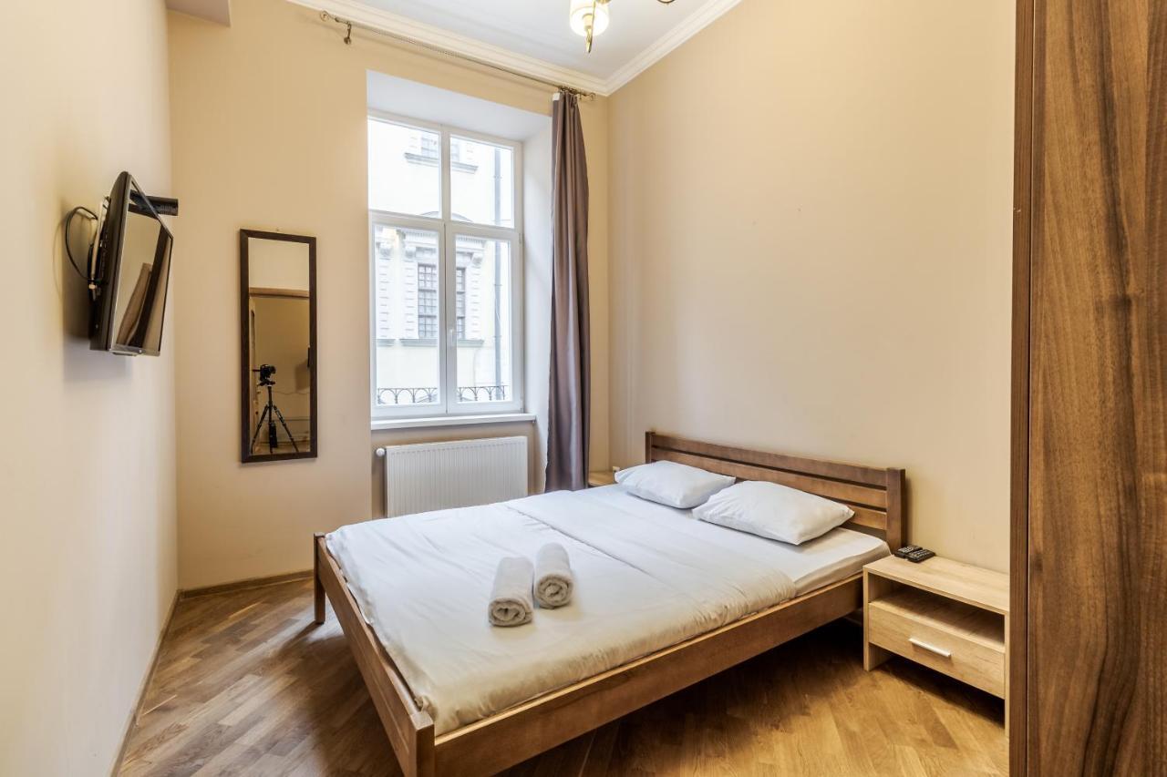 Apartment On Stavropihiiska Street 3 إلفيف المظهر الخارجي الصورة