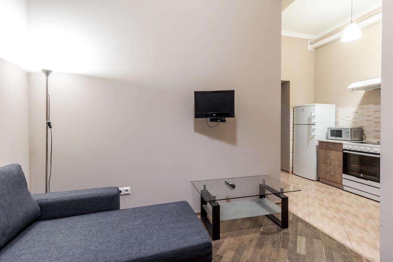Apartment On Stavropihiiska Street 3 إلفيف المظهر الخارجي الصورة