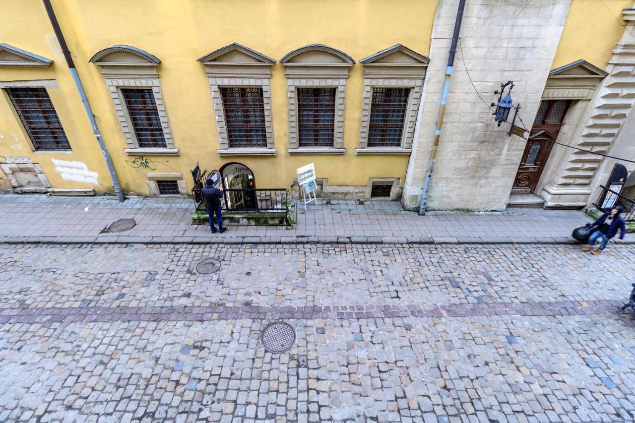 Apartment On Stavropihiiska Street 3 إلفيف المظهر الخارجي الصورة